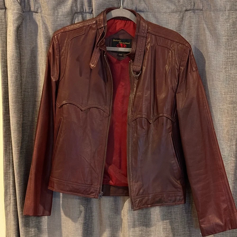 Brown Lightweight Shirt Jacket with Structured Shoulders - Picture 1 of 4